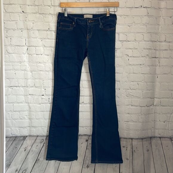 Banana Republic womens jeans 4 flare jeans  Womens Jeans Button back pocket - Picture 1 of 9